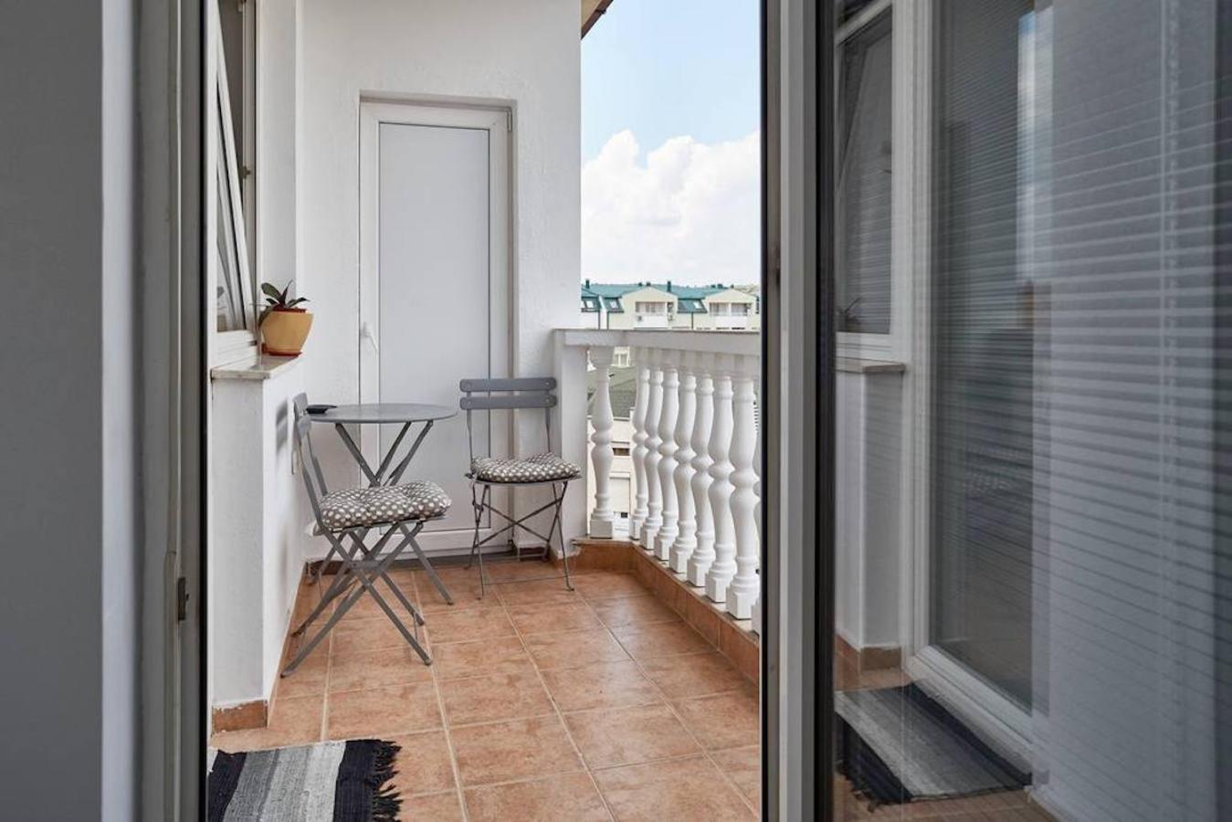 סקופיה Bright Apartment Near City Center מראה חיצוני תמונה